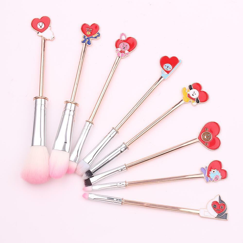 BTS, BT21 -8 PCS Makeup Brushes Cosmetic Tool Set w Lanyard Makeup Bag NWT