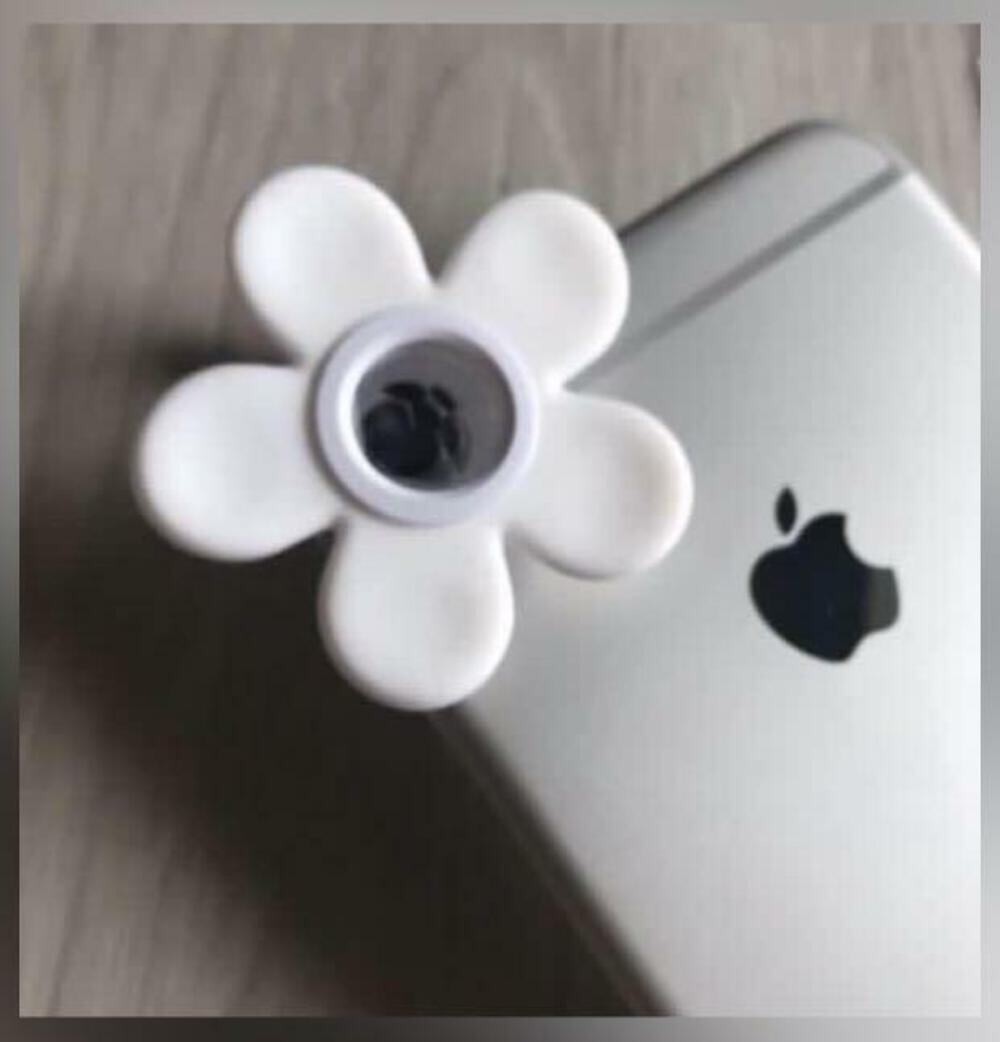 **RARE** MARC JACOBS The Iconic Daisy Lens For Mobile Phone NEW / SEALED